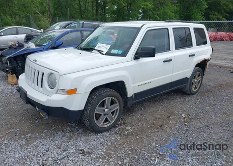 2014 Jeep Patriot Sport z USA, uszkodzony, nr VIN 1C4NJRBB4ED513192